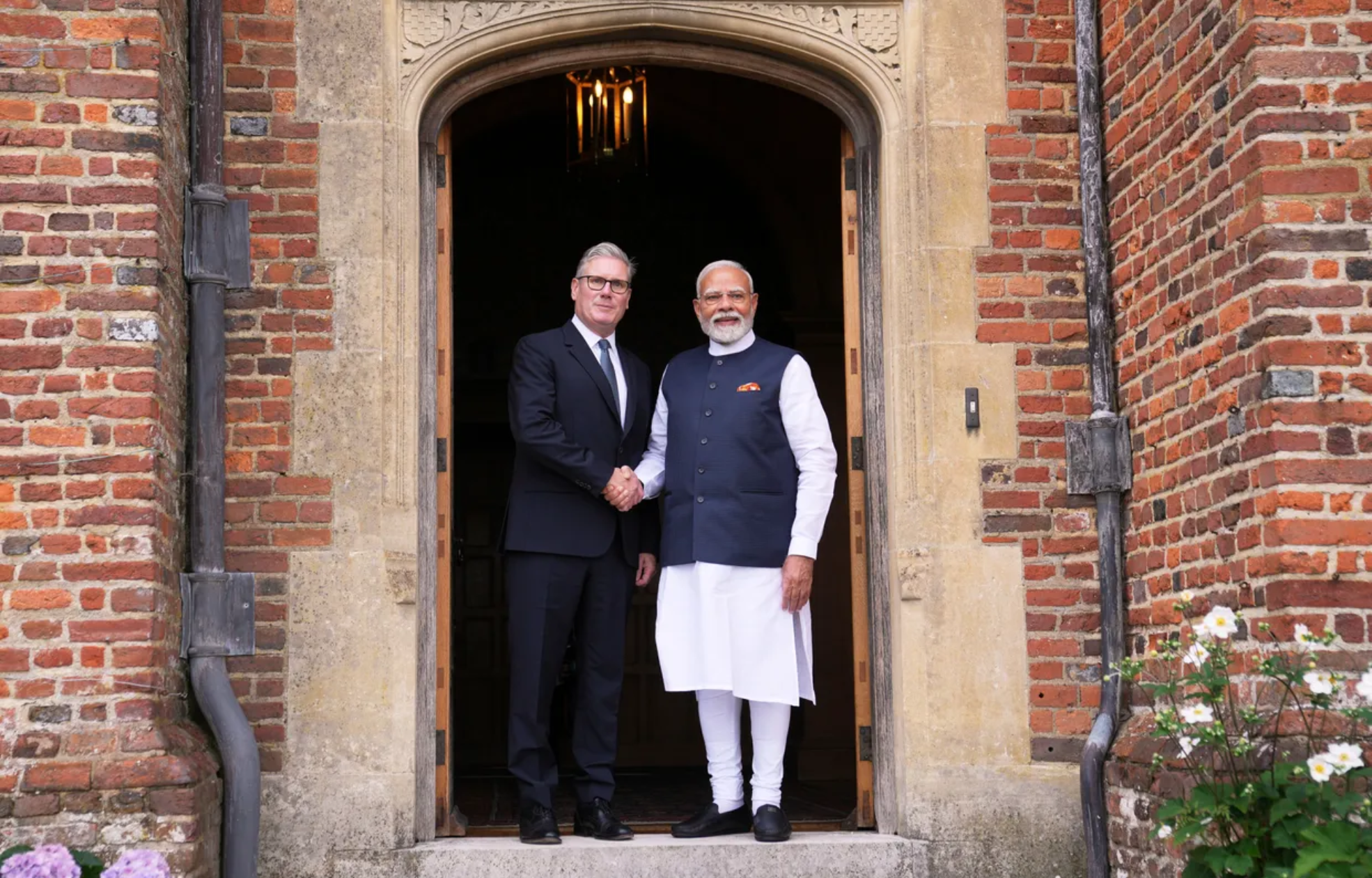 asset_5cd8a773-ae54-5527-a4c2-afa67bd73638